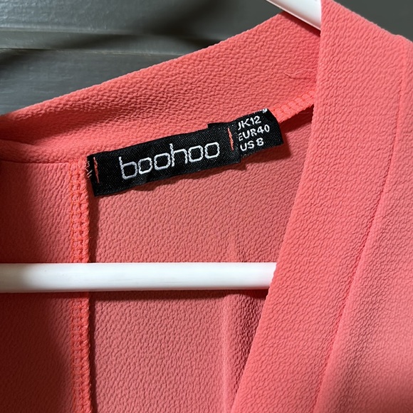 Bubblegum Pink Coral V-Cut Romper with Tie Back - Picture 4 of 5